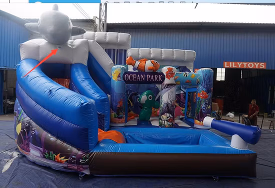 Castello scivolo gonfiabile per bambini con piscina per saltare sul trampolino per bambini